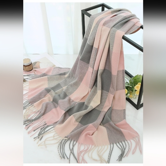 Verdusa Women's Multi-Color Long Shawl Grid Winter Warm Scarf - Picture 3 of 4